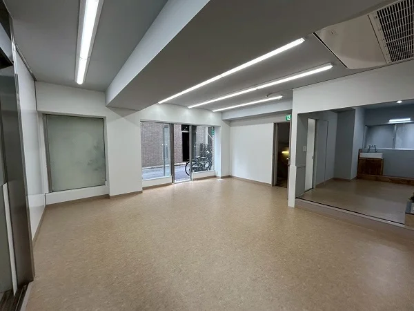 荻窪の事務所仕様店舗物件の内装
