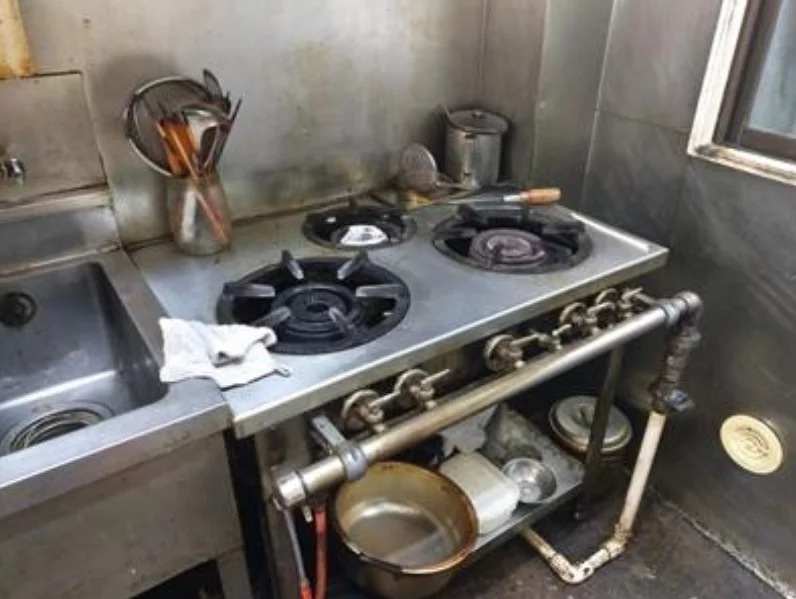 志村坂上の居抜き店舗の厨房