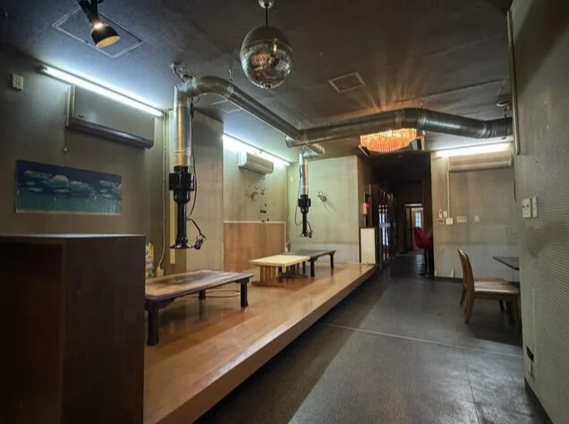 西川口の焼肉屋居抜きの内装