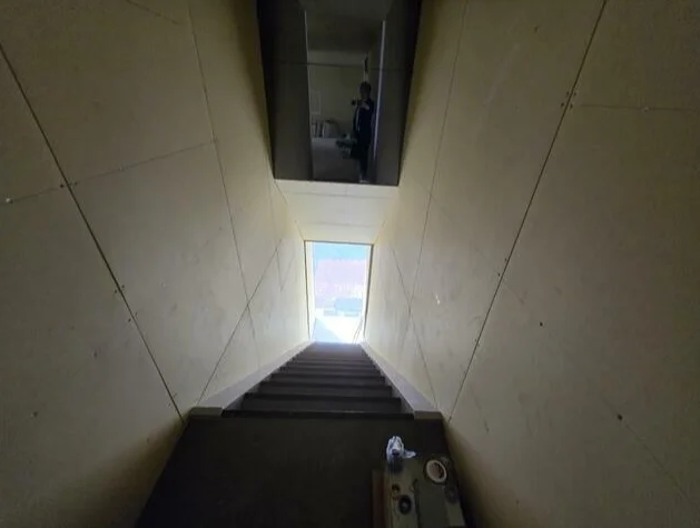 貸店舗(スケルトン)の内装