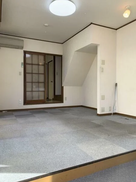 貸店舗(事務所仕様)の内装