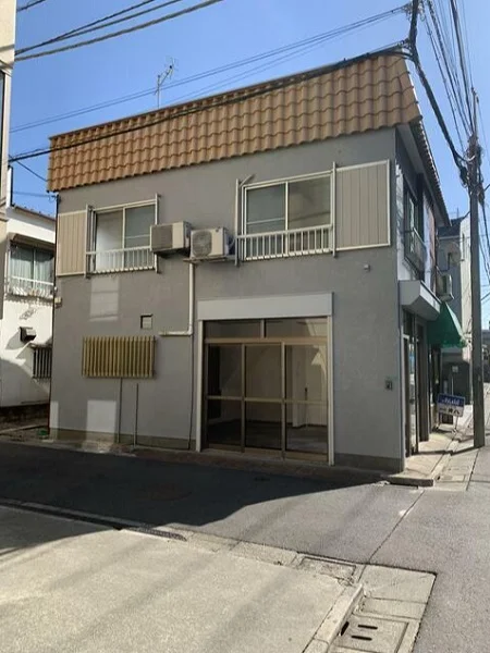 武蔵関の事務所仕様店舗物件の外観