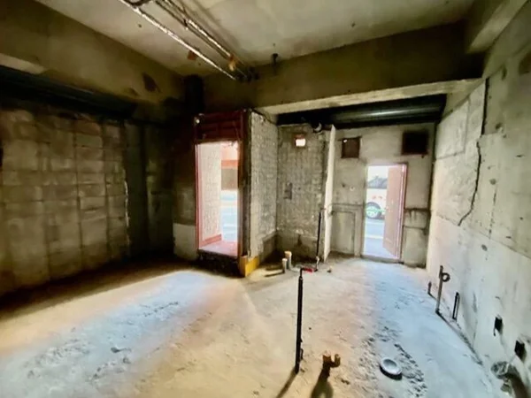 駒込のスケルトン物件の内装
