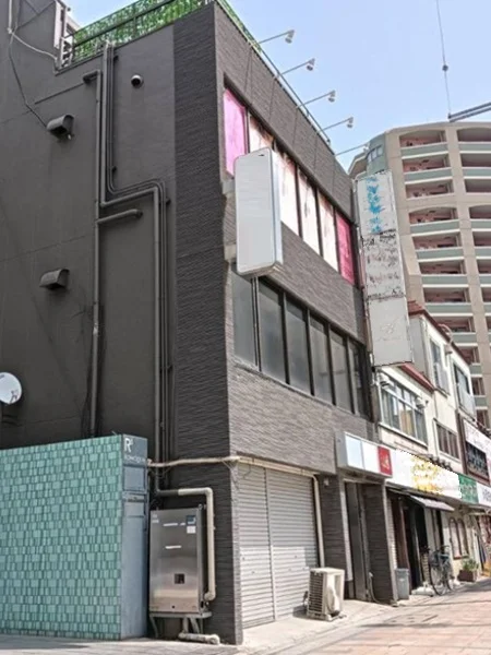 本川越のスケルトン店舗物件の外観