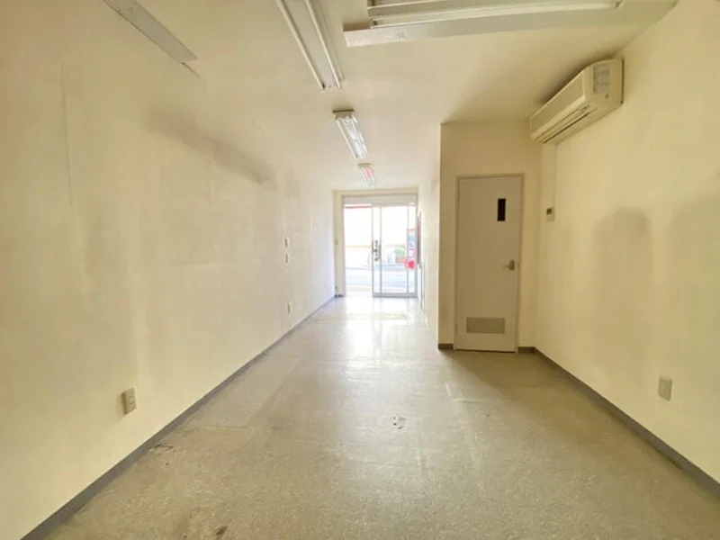 貸店舗(事務所仕様)の内装