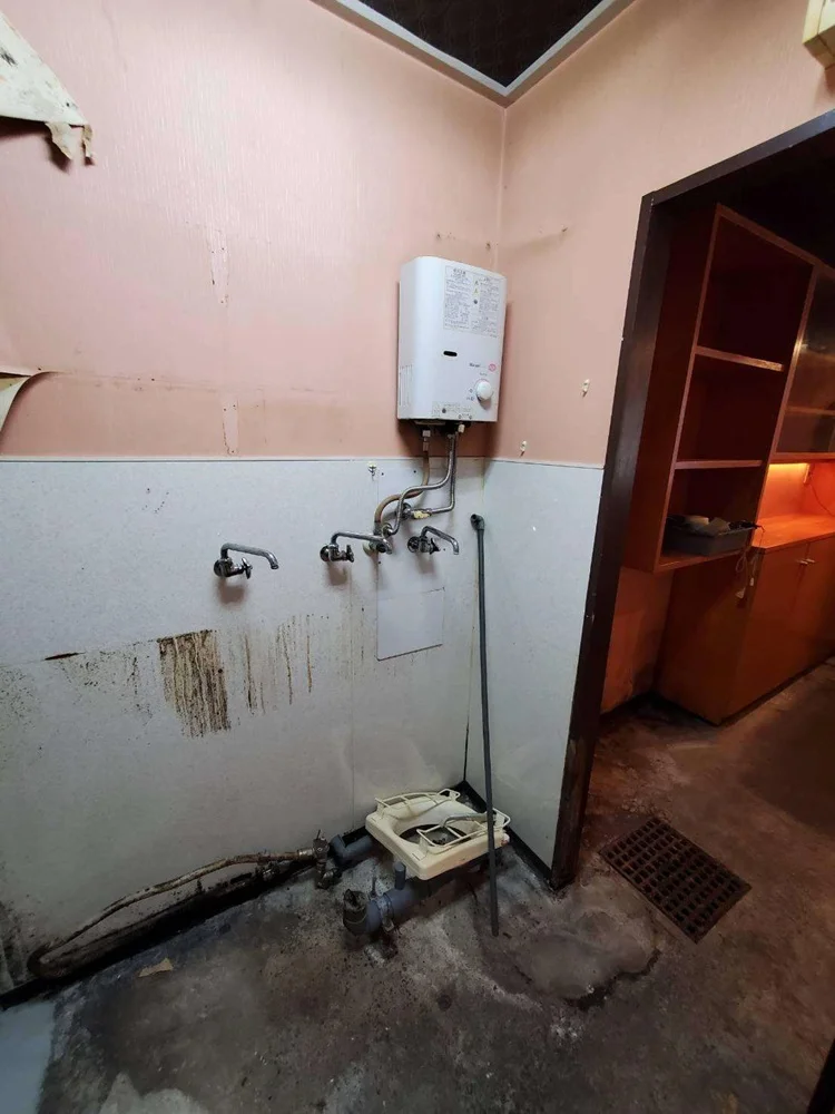 成増のカフェ・喫茶店居抜きの厨房