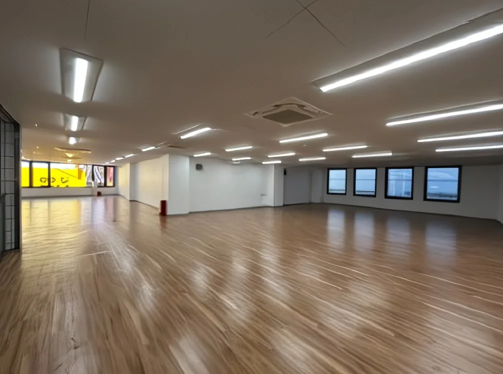 所沢の事務所仕様店舗物件の内装