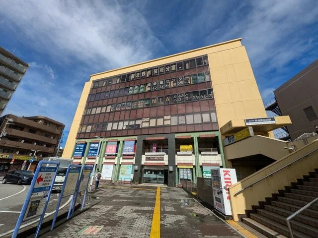 京成津田沼の居抜き店舗の外観