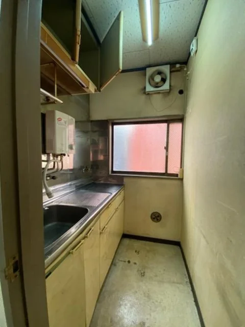 木場のスケルトン物件の厨房