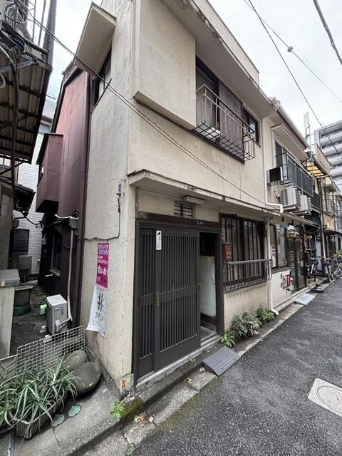 貸店舗(事務所仕様)の外観