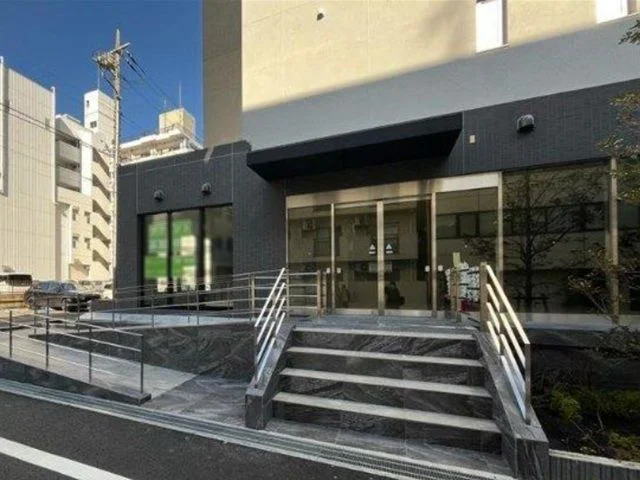 貸店舗(スケルトン)の外観