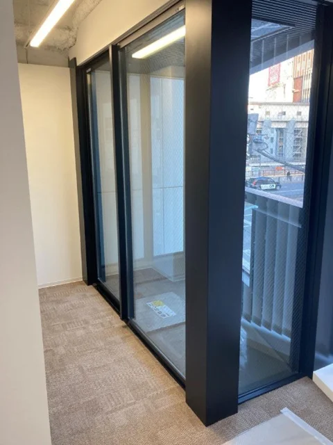 茅場町の事務所仕様店舗物件の内装