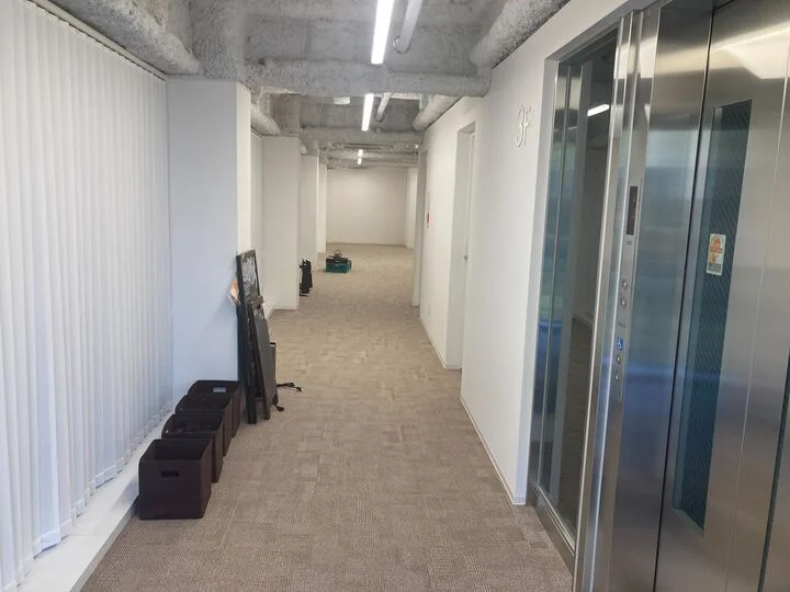 貸店舗(事務所仕様)の内装