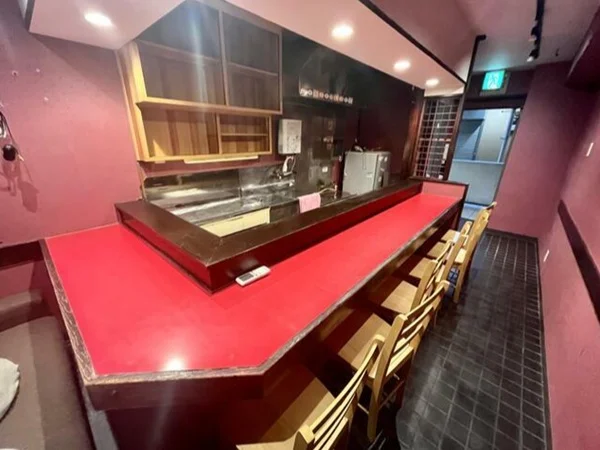 横須賀中央のスナック・パブ居抜きの内装