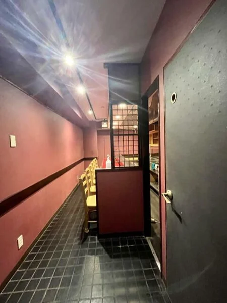 スナック・パブの居抜き物件の内装