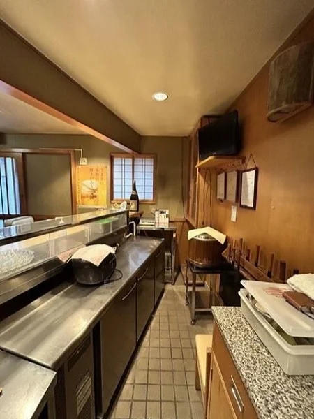 居酒屋の居抜き物件の厨房