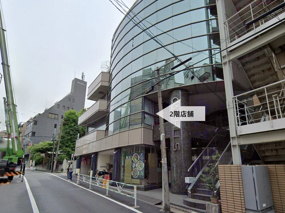 恵比寿のスケルトン店舗物件の外観