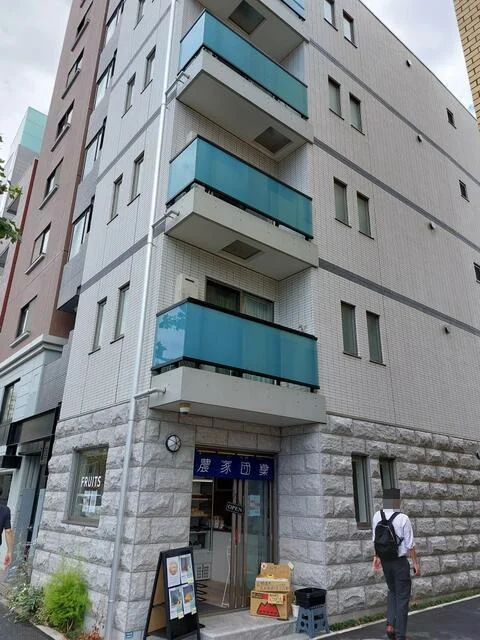 新中野の事務所仕様店舗物件の外観