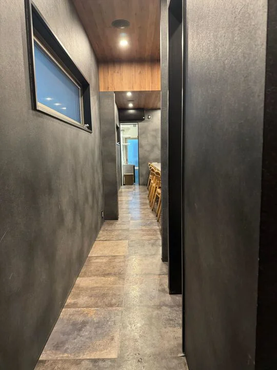 元町・中華街の焼鳥・焼きとん居抜きの内装