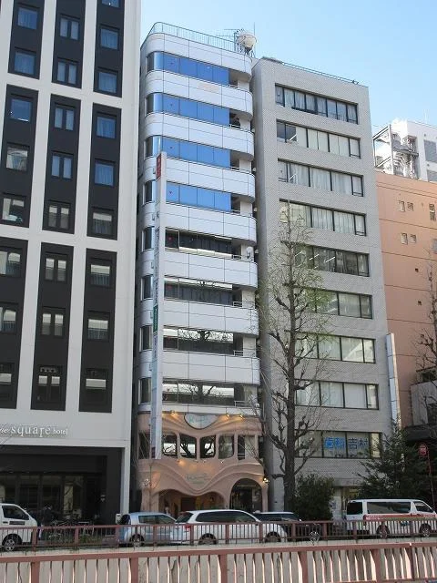 銀座一丁目の居抜き店舗の外観