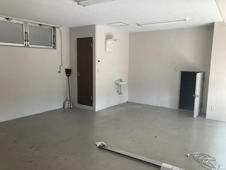 下高井戸の事務所仕様物件の内装