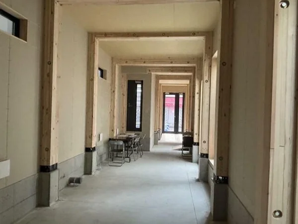 馬喰町のスケルトン物件の内装