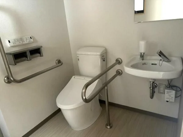 貸店舗(スケルトン)の内装