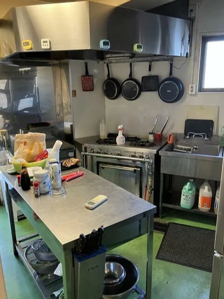 清瀬の居酒屋居抜きの厨房