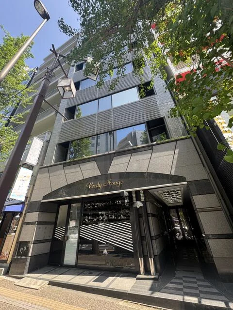 貸店舗(事務所仕様)の外観