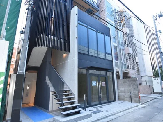 渋谷のスケルトン店舗物件の外観