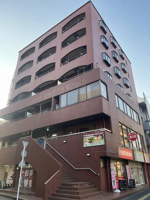新八柱の居抜き店舗の外観