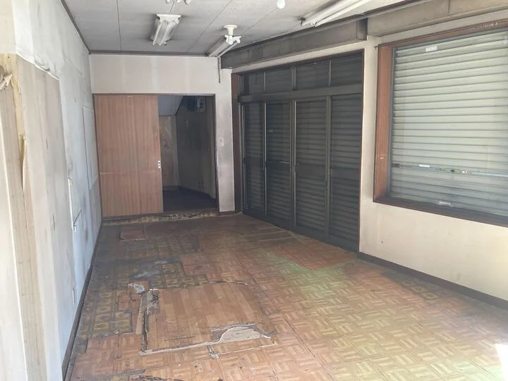 貸店舗(事務所仕様)の内装