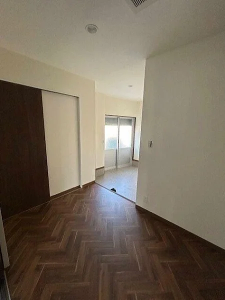 小村井の事務所仕様店舗物件の内装