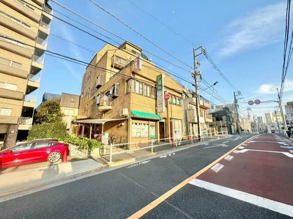 早稲田の事務所仕様店舗物件の外観