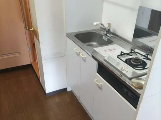 相模原のスケルトン店舗物件の内装