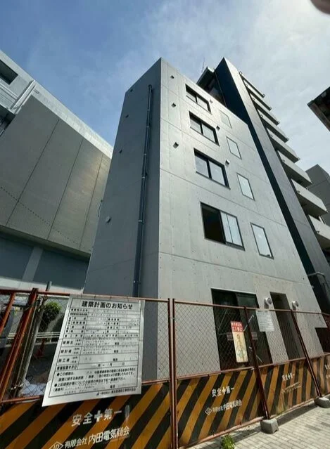 芝浦ふ頭のスケルトン店舗物件の外観