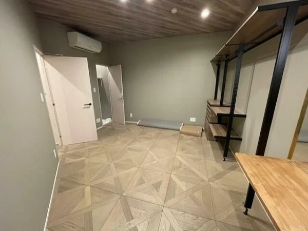 貸店舗(事務所仕様)の内装