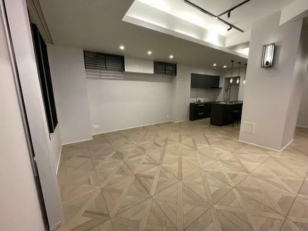 貸店舗(事務所仕様)の内装