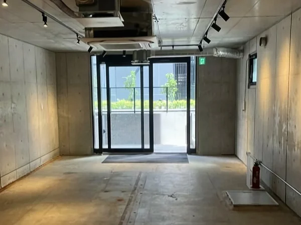 貸店舗(事務所仕様)の内装