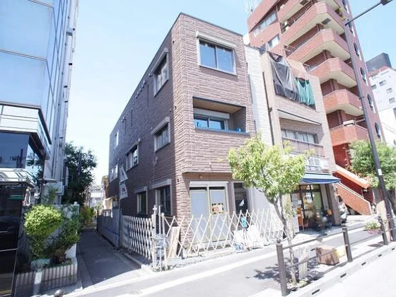 南千住のスケルトン物件の外観