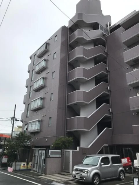 川崎の居抜き店舗の外観