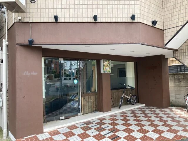 市川真間の居抜き店舗の外観