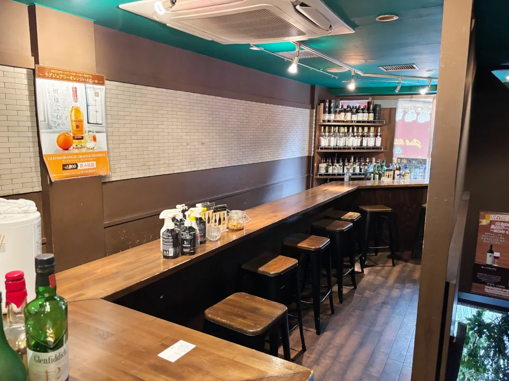 神田のBAR・ショットバー居抜きの内装