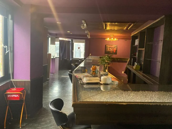 ガールズバーの居抜き物件の内装