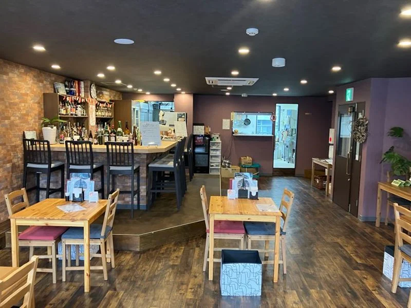 相模原のダイニングバー居抜きの内装