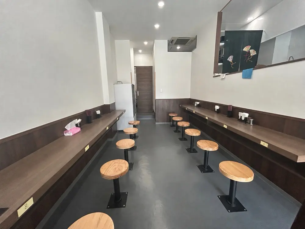 東十条のテイクアウト居抜きの内装
