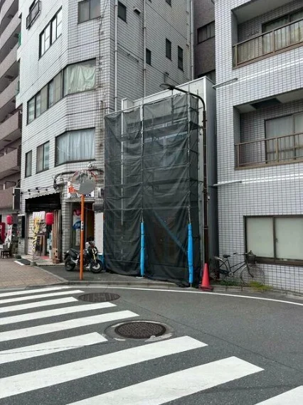 椎名町のスケルトン店舗物件の外観