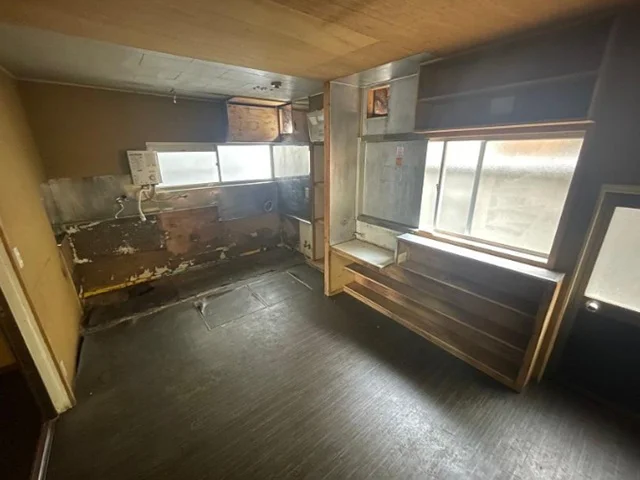 貸店舗(事務所仕様)の内装