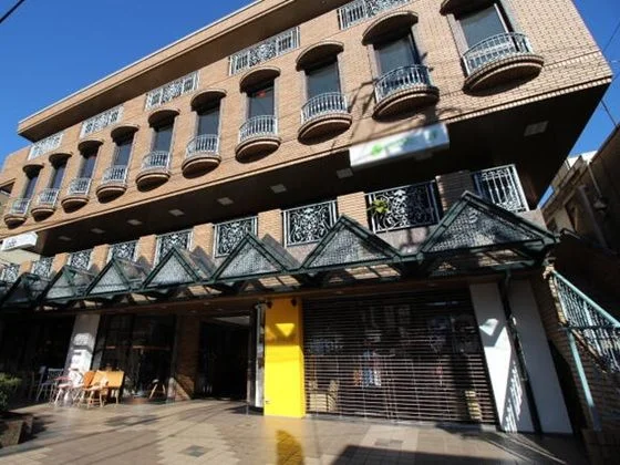 下北沢の美容室・理容室居抜きの外観