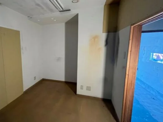 貸店舗(スケルトン)の内装